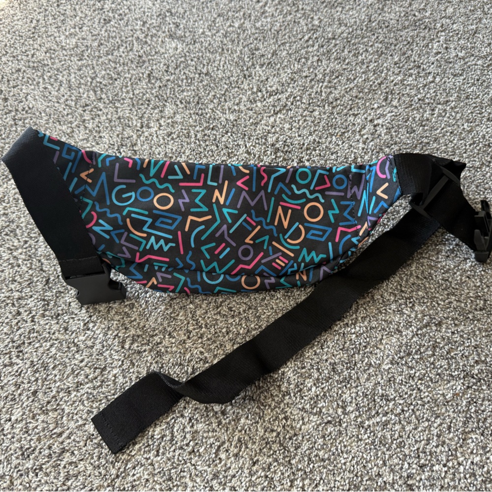 Stranger Things Fanny Pack - Picture 3 of 4